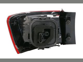 bontott SEAT ATECA Jobb Külső Hátsó Lámpa