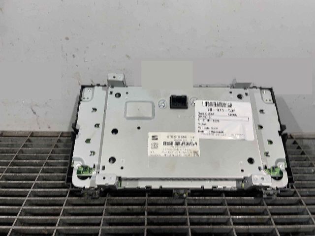 bontott SEAT ATECA Rádió / CD