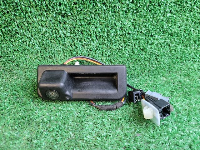 bontott SEAT ATECA Tolatókamera