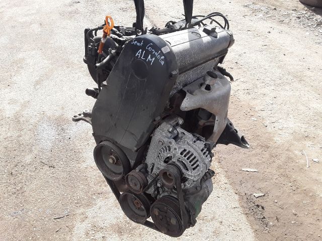 bontott SEAT CORDOBA I Motor (Fűzött blokk hengerfejjel)