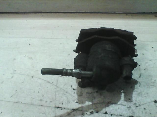 bontott SEAT CORDOBA I Bal első Féknyereg Munkahengerrel