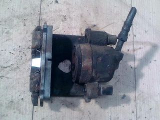 bontott SEAT CORDOBA I Bal első Féknyereg Munkahengerrel