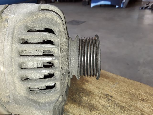 bontott SEAT CORDOBA I Generátor