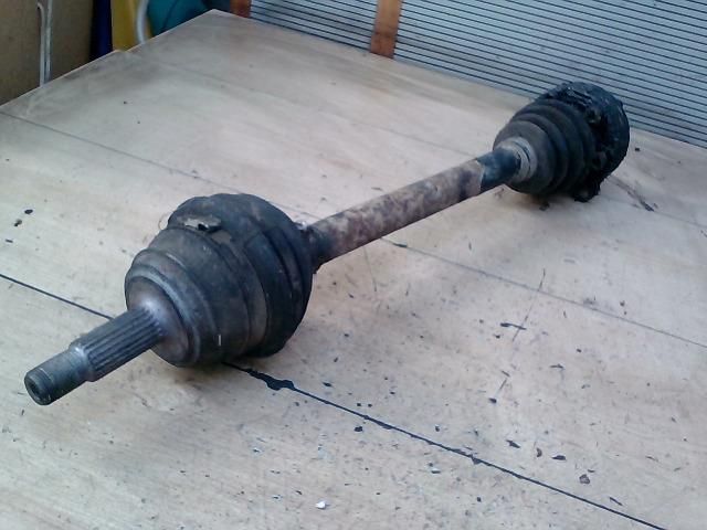 bontott SEAT CORDOBA I Bal Féltengely