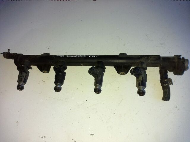 bontott SEAT CORDOBA I Porlasztó Sor / Híd