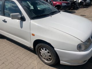 bontott SEAT CORDOBA I Központi Injektor