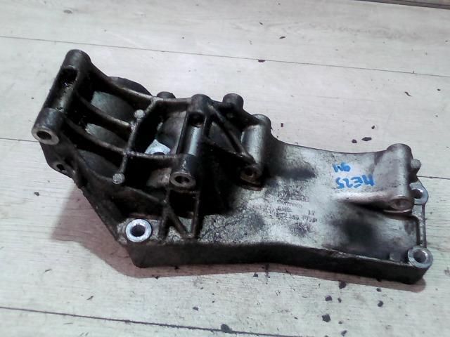 bontott SEAT CORDOBA I Szervó Tartó Bak (Magában)