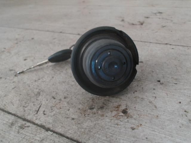 bontott SEAT CORDOBA I Tanksapka