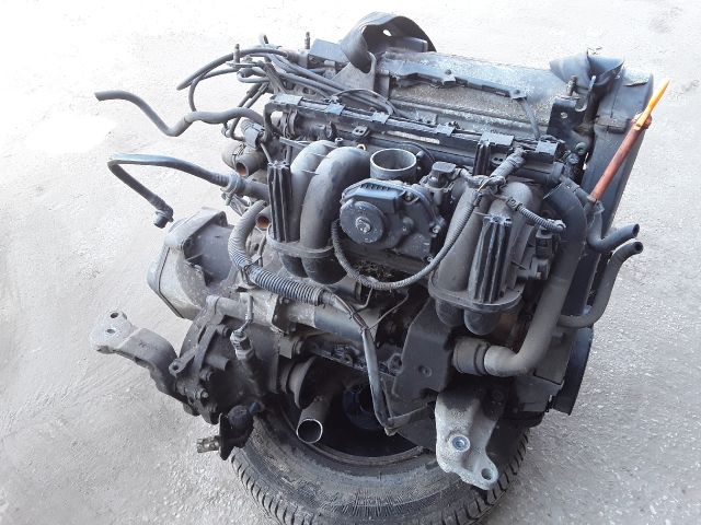 bontott SEAT CORDOBA I Motor (Fűzött blokk hengerfejjel)