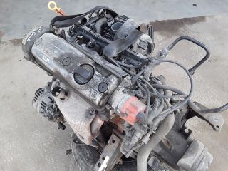 bontott SEAT CORDOBA I Motor (Fűzött blokk hengerfejjel)