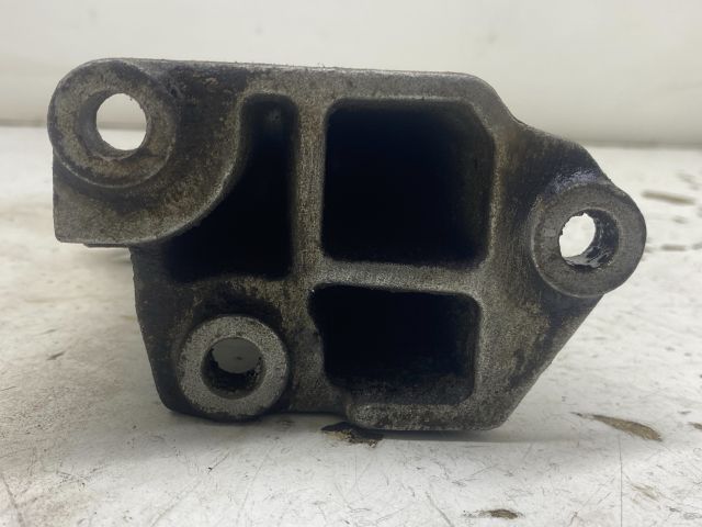 bontott SEAT CORDOBA I Motor Tartó Bak (Fém)