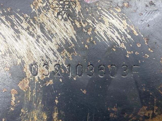 bontott SEAT CORDOBA I Olajteknő