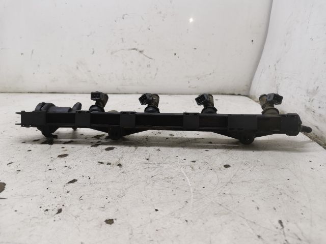 bontott SEAT CORDOBA I Porlasztó Sor / Híd