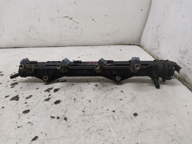 bontott SEAT CORDOBA I Porlasztó Sor / Híd