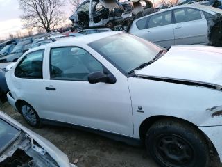 bontott SEAT CORDOBA I Tank