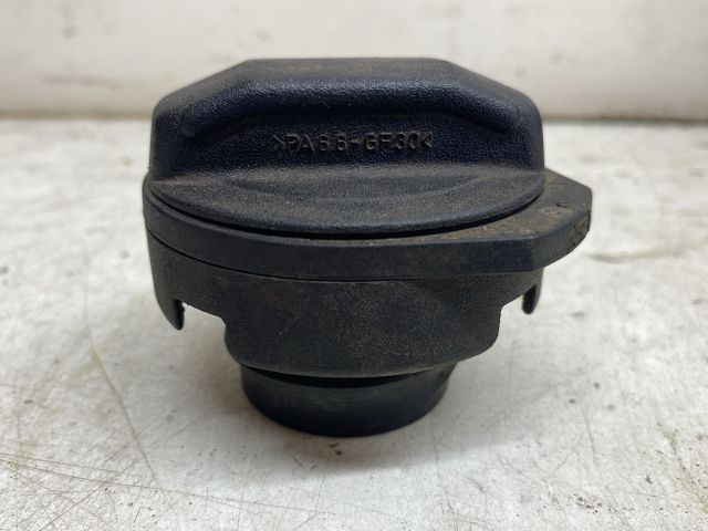 bontott SEAT CORDOBA I Tanksapka