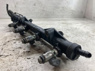 bontott SEAT CORDOBA I Porlasztó Sor / Híd