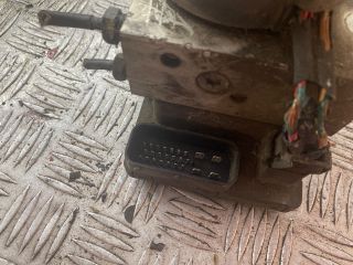 bontott SEAT CORDOBA I ABS Kocka