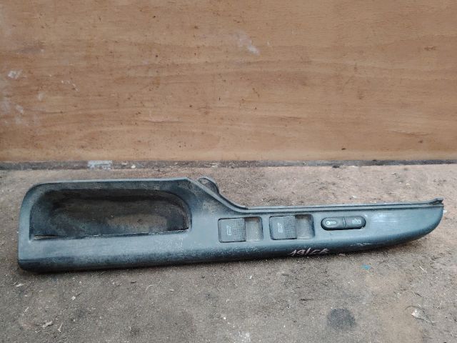 bontott SEAT CORDOBA I Ablakemelő Kapcsoló Négyes / Kettes