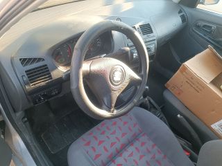 bontott SEAT CORDOBA I Bal B Oszlop Burkolat