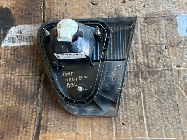 bontott SEAT CORDOBA I Bal Belső Hátsó Lámpa