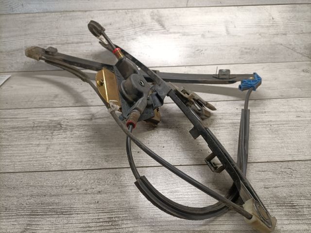 bontott SEAT CORDOBA I Bal első Ablakemelő Szerkezet (Mechanikus)