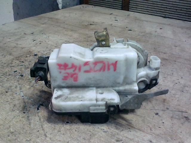 bontott SEAT CORDOBA I Bal első Ajtózár