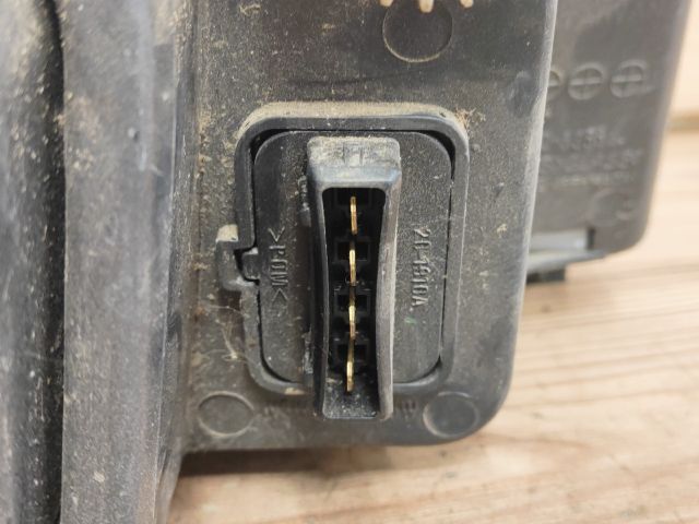 bontott SEAT CORDOBA I Bal Fényszóró