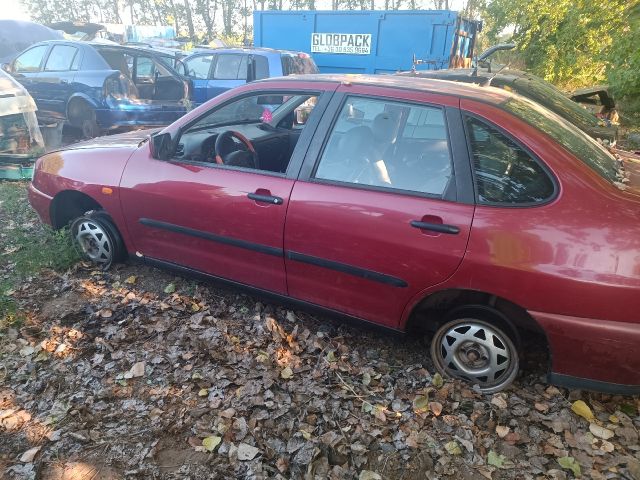 bontott SEAT CORDOBA I Bal hátsó Ajtó (Üres lemez)