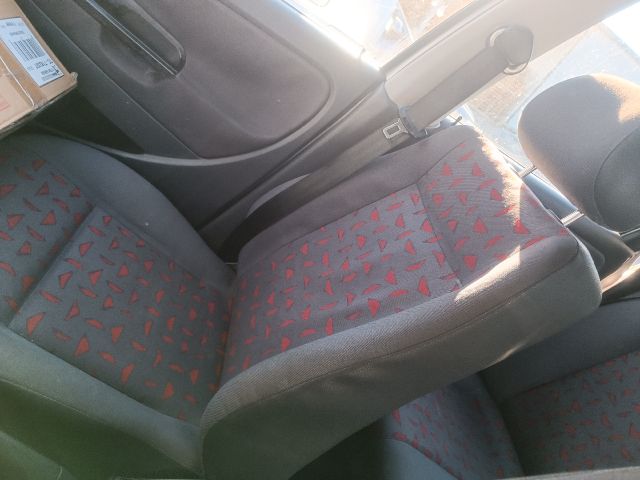 bontott SEAT CORDOBA I Bal hátsó Gumikéder