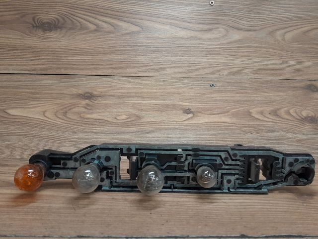 bontott SEAT CORDOBA I Bal Hátsó Lámpa Foglalat