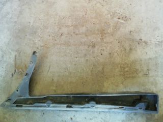 bontott SEAT CORDOBA I Bal hátsó Lökhárító Tartó (Műanyag)