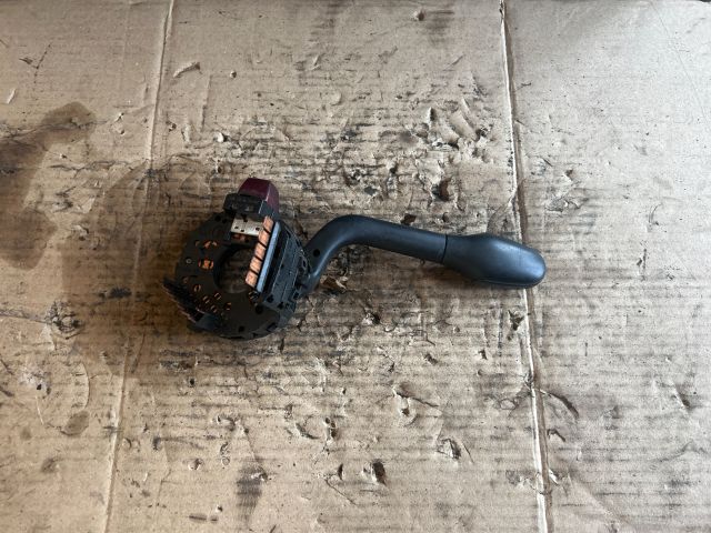 bontott SEAT CORDOBA I Bal Kormánykapcsoló Irányjelző