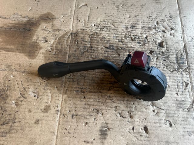 bontott SEAT CORDOBA I Bal Kormánykapcsoló Irányjelző