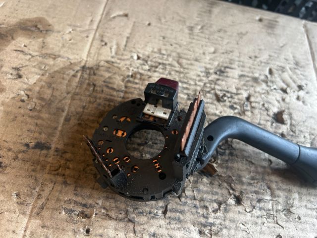 bontott SEAT CORDOBA I Bal Kormánykapcsoló Irányjelző