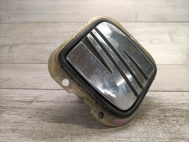 bontott SEAT CORDOBA I Csomagtér Nyitó Kar / Gomb