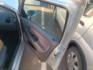 bontott SEAT CORDOBA I Csomagtér Nyitó Kar / Gomb