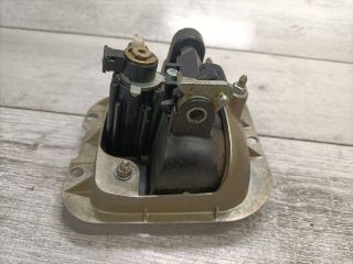 bontott SEAT CORDOBA I Csomagtér Nyitó Kar / Gomb