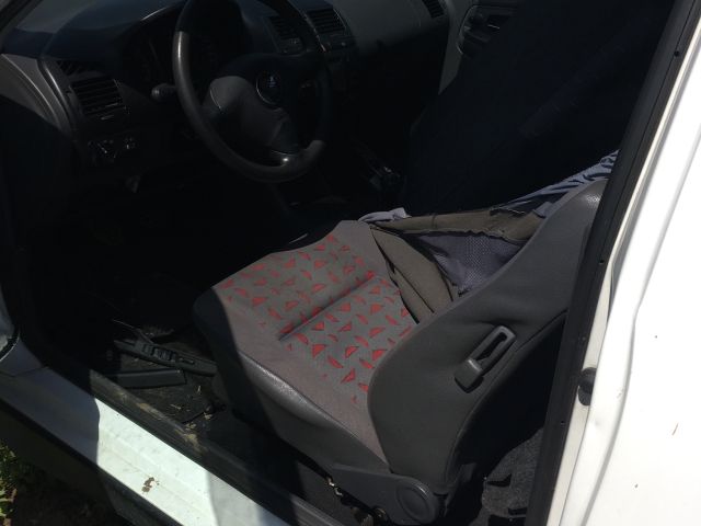 bontott SEAT CORDOBA I Csomagtérajtó Burkolat Alsó