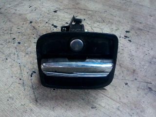 bontott SEAT CORDOBA I Csomagtérajtó Kilincs