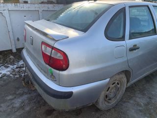 bontott SEAT CORDOBA I Csomagtérajtó (Részeivel)