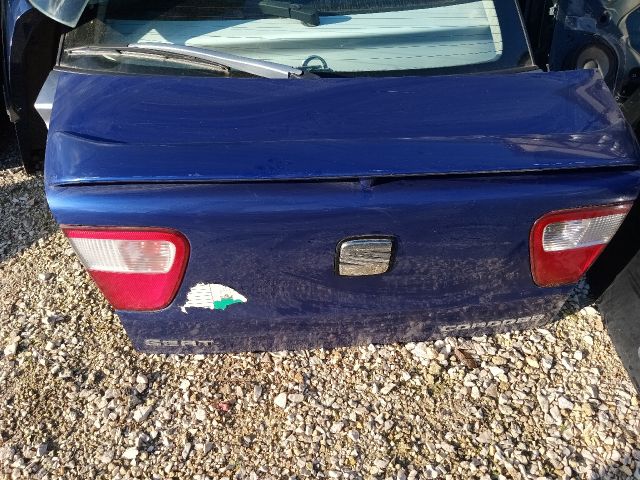 bontott SEAT CORDOBA I Csomagtérajtó (Részeivel)