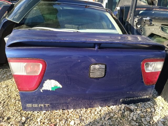bontott SEAT CORDOBA I Csomagtérajtó (Részeivel)