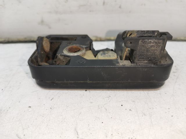 bontott SEAT CORDOBA I Csomagtérajtó Zárszerkezet