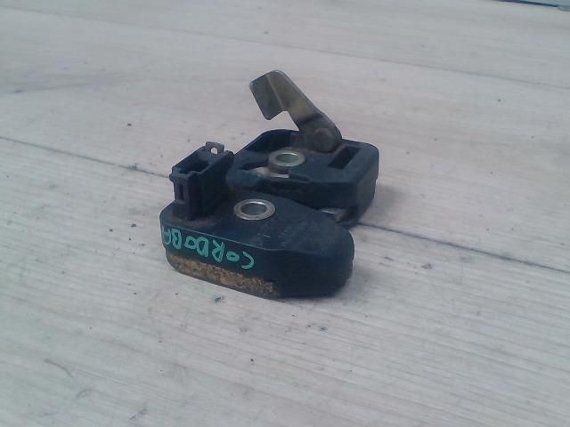 bontott SEAT CORDOBA I Csomagtérajtó Zárszerkezet