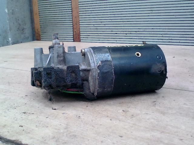 bontott SEAT CORDOBA I Első Ablaktörlő Motor