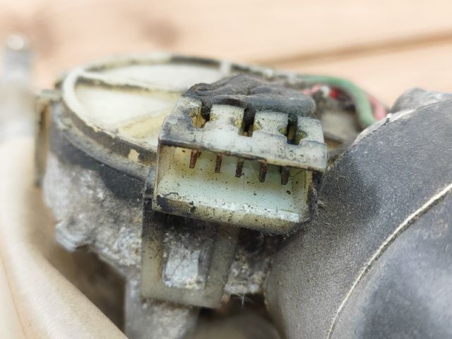 bontott SEAT CORDOBA I Első Ablaktörlő Szerkezet Motorral