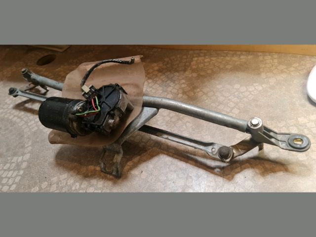 bontott SEAT CORDOBA I Első Ablaktörlő Szerkezet Motorral