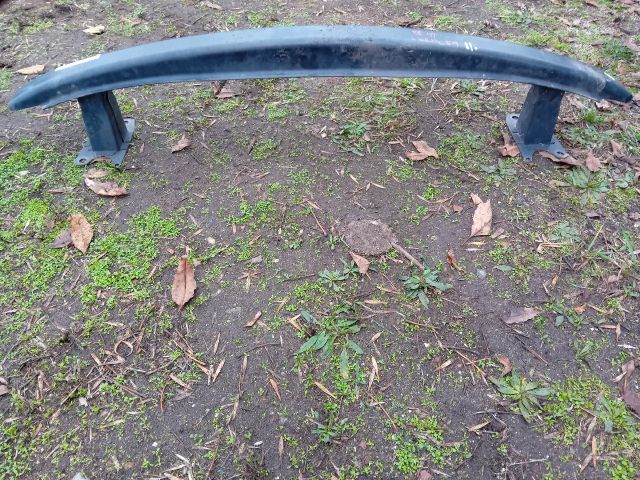 bontott SEAT CORDOBA I Első Lökhárító Merevítő (Fém)