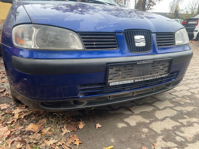 bontott SEAT CORDOBA I Első Lökhárító (Részeivel)